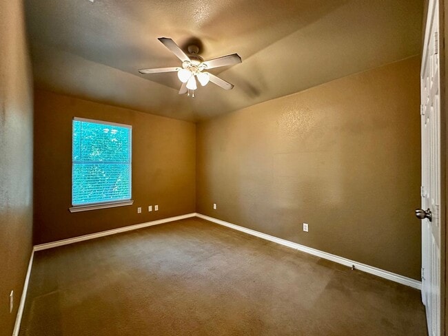 Building Photo - 2016 S 8th St