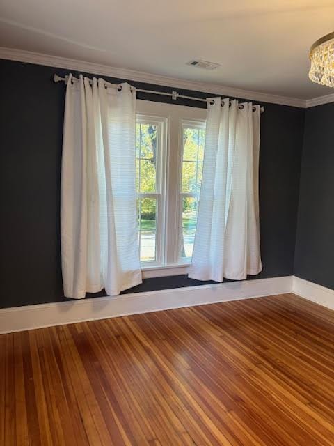 Building Photo - 613 S York St