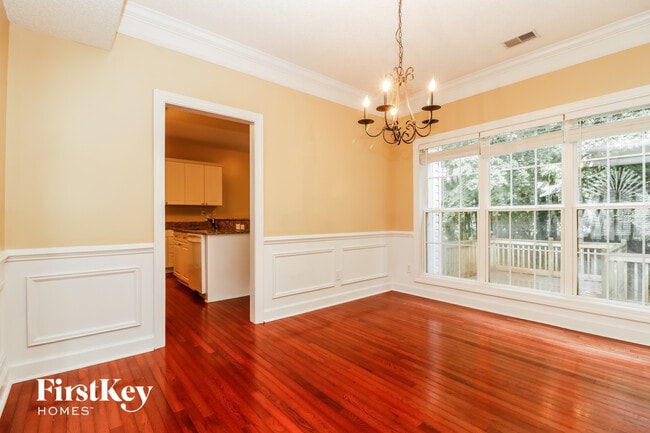 Building Photo - 1033 Bidwell Cir