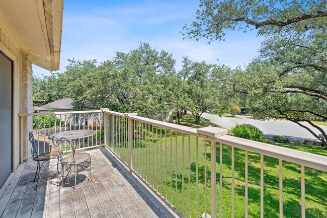 Building Photo - 709 Show Low Ct