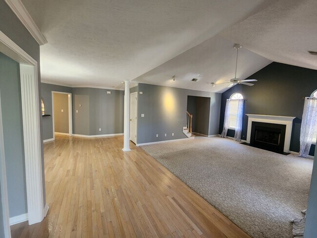 Building Photo - Spacious 3 bedroom 3 full bath condo for rent!!