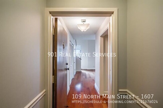 Building Photo - 109 N Main St