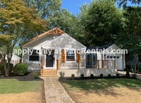 Building Photo - 1916 E 65th St