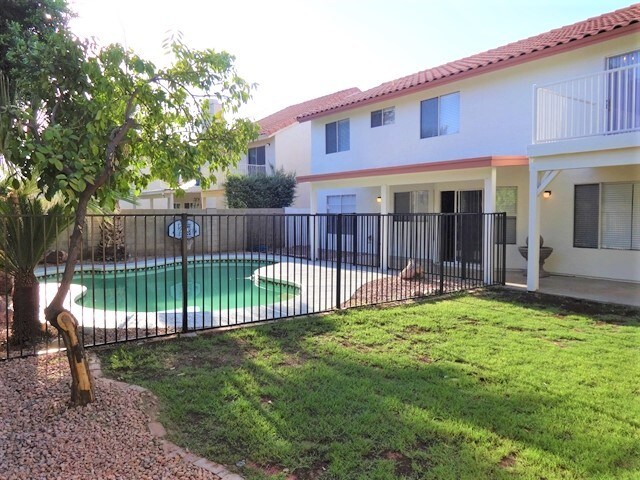 Building Photo - 7010 W Oraibi Dr