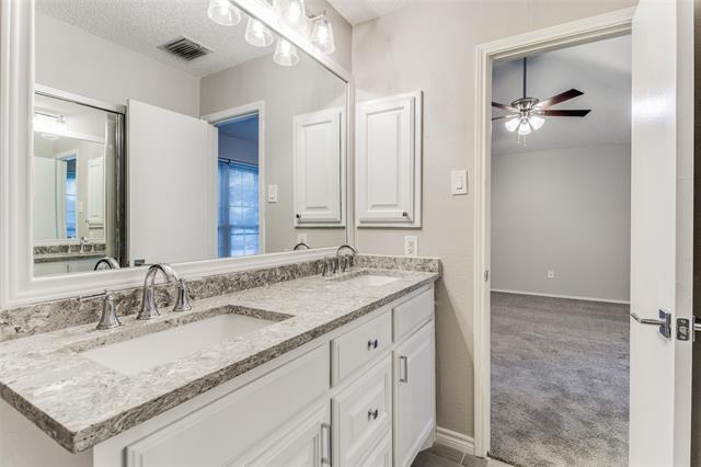 Building Photo - 1257 Roan Dr