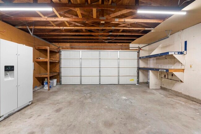 Building Photo - 1726 Katy Pl