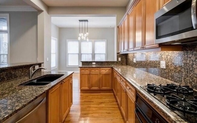 Building Photo - 3008 Riverstone Tr