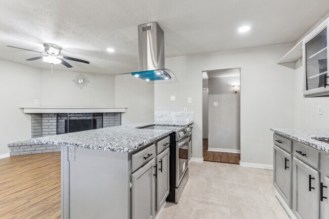 Building Photo - 540 Oldbridge Dr