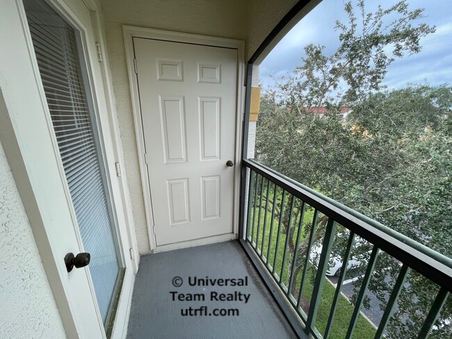 Building Photo - 11521 Villa Grand