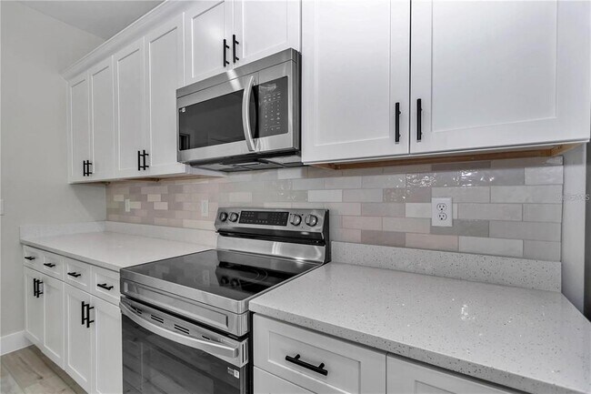 Building Photo - 3875 SW 169th Ln Rd