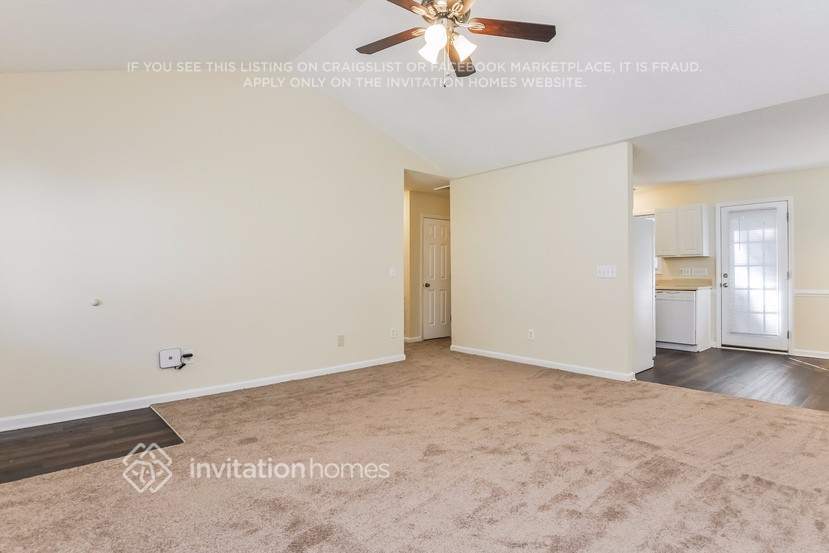 Building Photo - 1064 Mailwood Dr