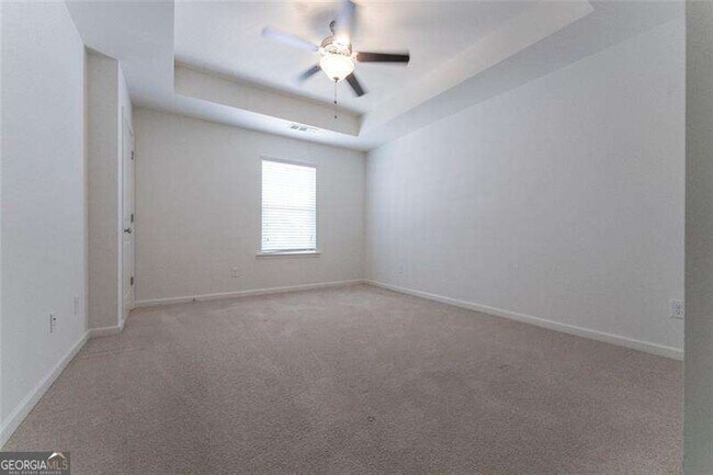Building Photo - 898 Ambient Way