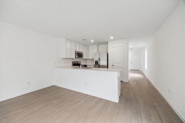 Building Photo - 21111 Santopadre St