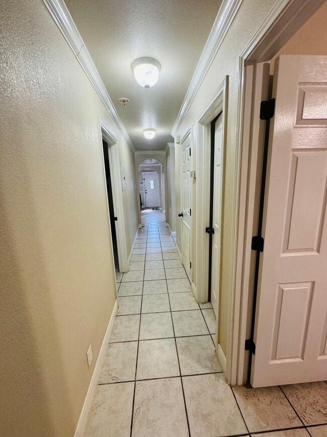 Building Photo - 218 Girasol Ct