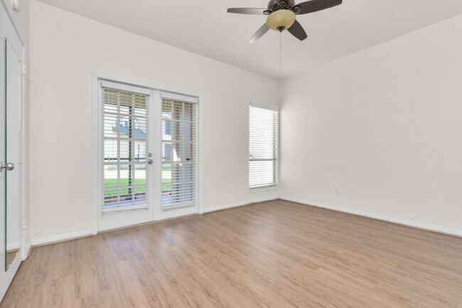 Building Photo - 4144 Greystone Way