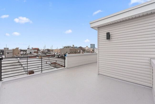 Building Photo - 2245 Titan St