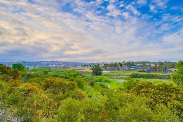 Building Photo - 1402 Rancho Serena