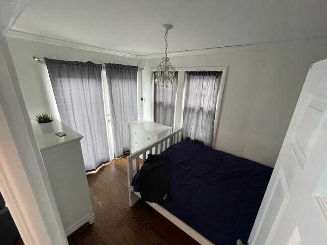 Building Photo - 46 Flintstone Rd