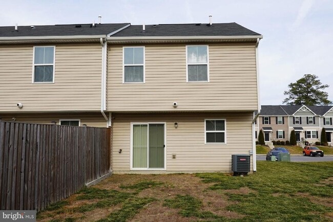 Building Photo - 21835 Primrose Willow Ln