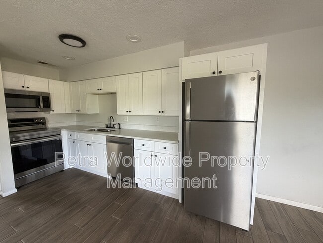 Building Photo - 2305 K-Ville Ave