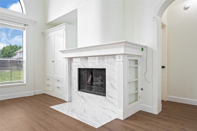 Building Photo - 17314 Laguna Trail Dr