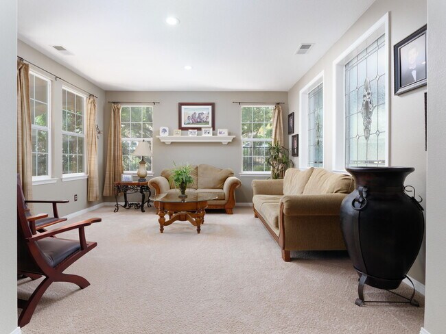 Building Photo - 29158 Black Pine Way