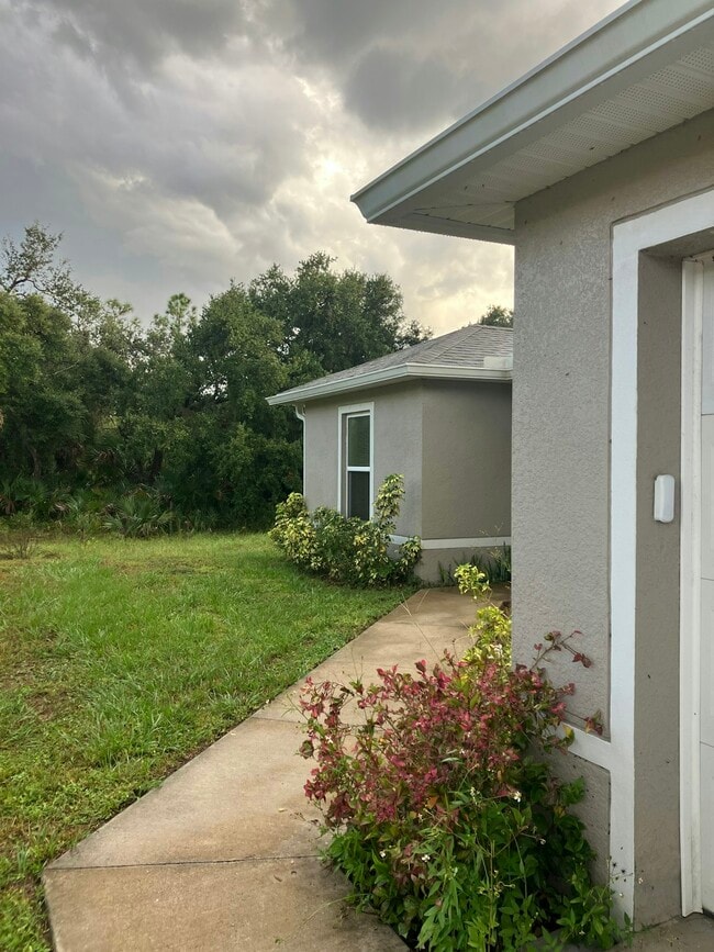 Building Photo - 4281 Golfair Ln