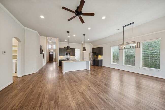 Building Photo - 15115 Flintridge Lake Ln