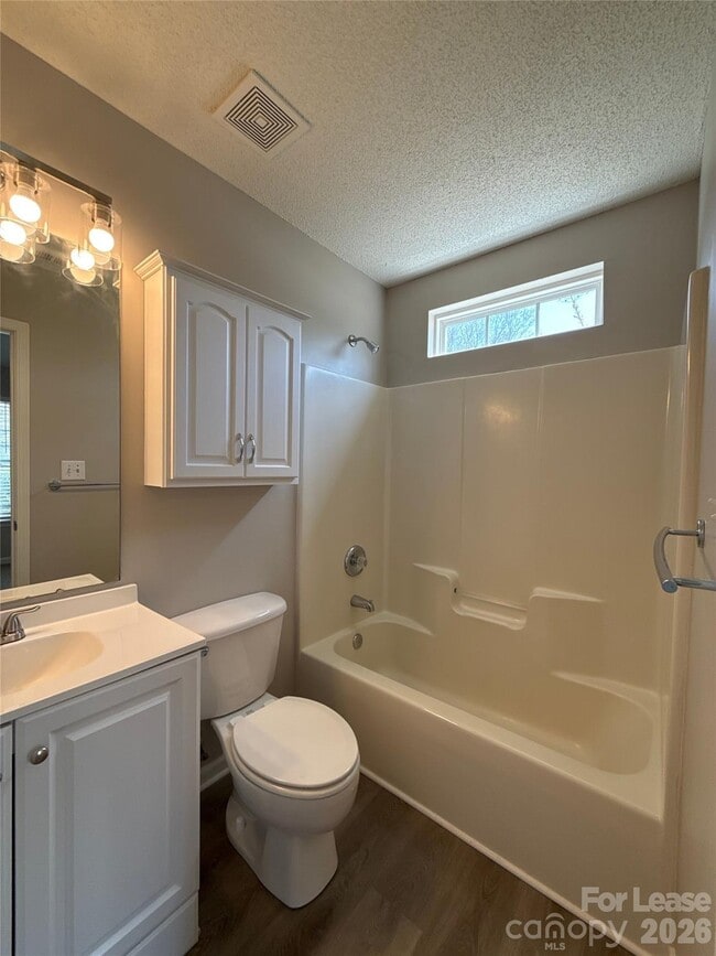 Building Photo - 14300 Menifee Dr