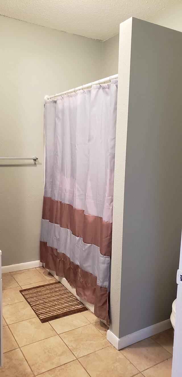 Building Photo - 418 N Main St