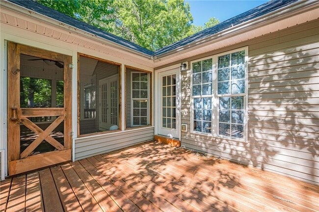 Building Photo - 262 Morse Elm Loop