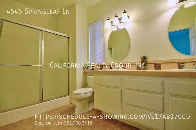 Building Photo - 4545 springleaf Ln