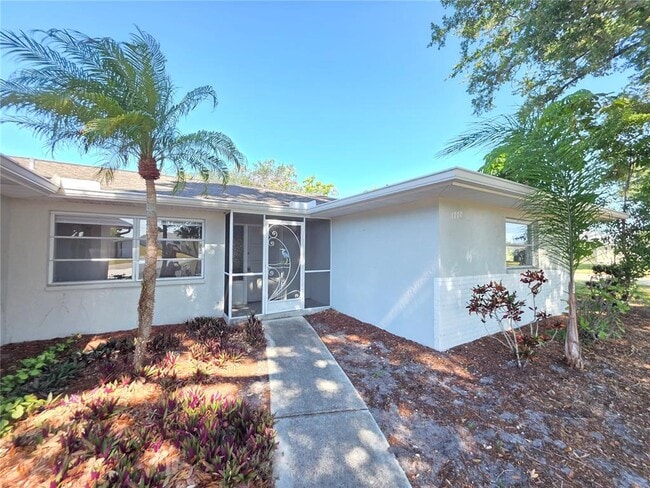 Building Photo - 1770 Elm Dr