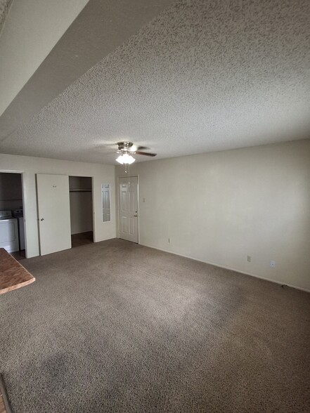 Living room - Christa Lee Manor Apartments