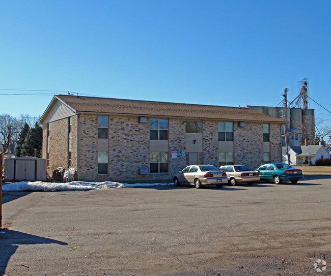 Building Photo - Greene Manor Apartments