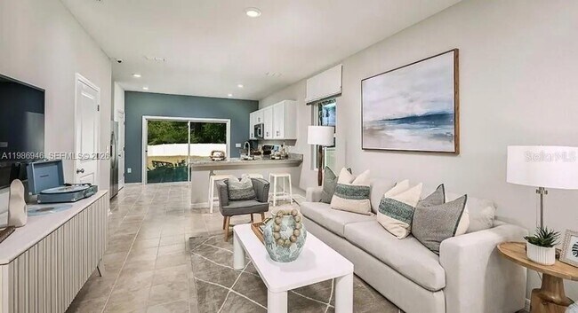 Building Photo - 3010 Skyline Lp