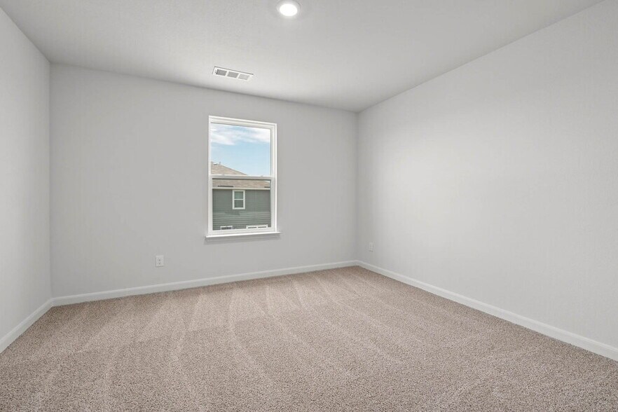 Building Photo - 1540 Harvester Dr