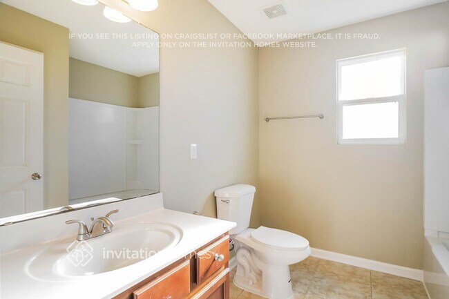 Building Photo - 1160 Carmona Pl