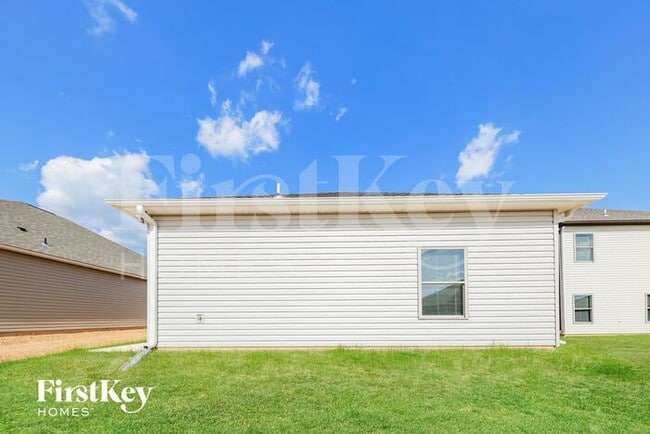 Building Photo - 61 Co Rd 1701