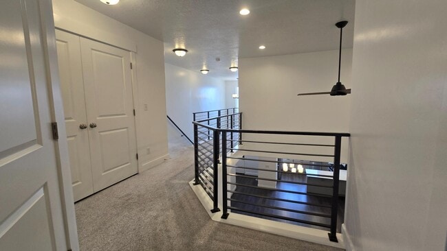 Building Photo - 12977 S Oberon Ln