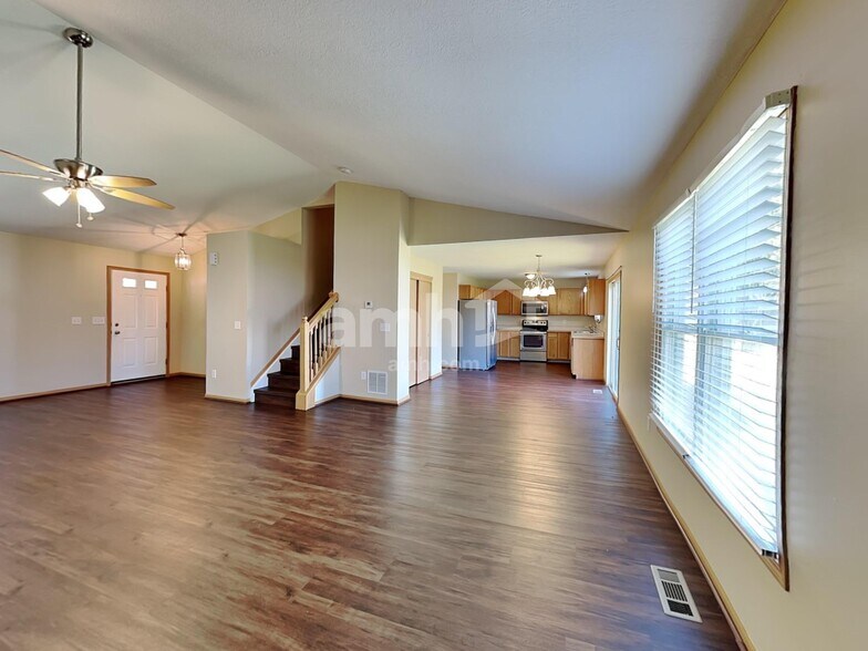 Building Photo - 7736 Powers Ridge Dr