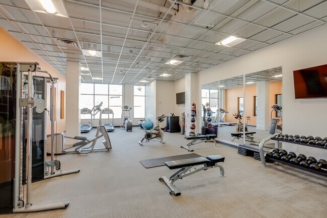 Building Photo - 2426 Welton St