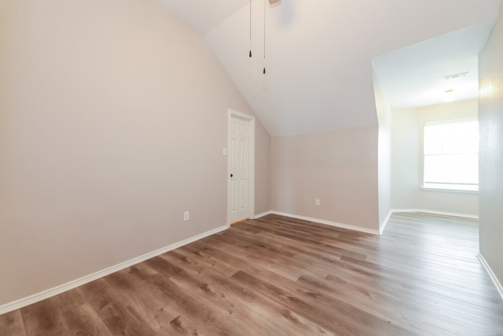 Building Photo - 10237 Nantucket Dr