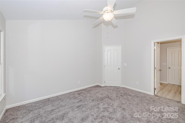 Building Photo - 4709 Morning Dew Ct