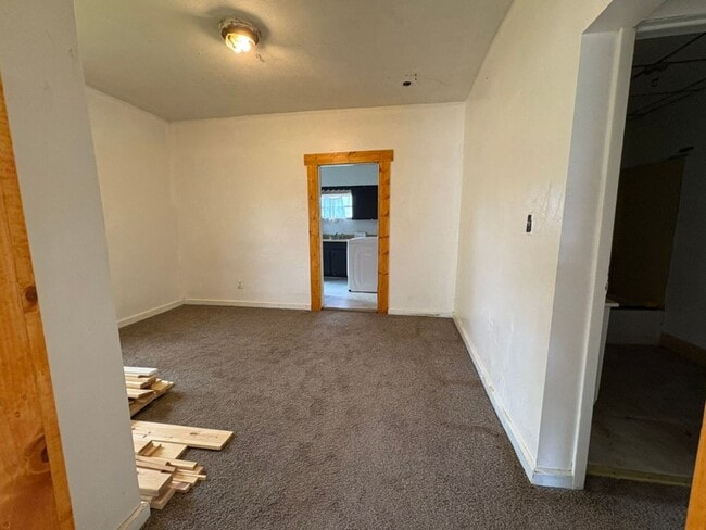 Building Photo - 810 Virginia Ave