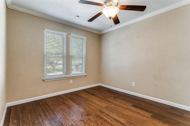 Building Photo - 8725 Hidden Hill Dr