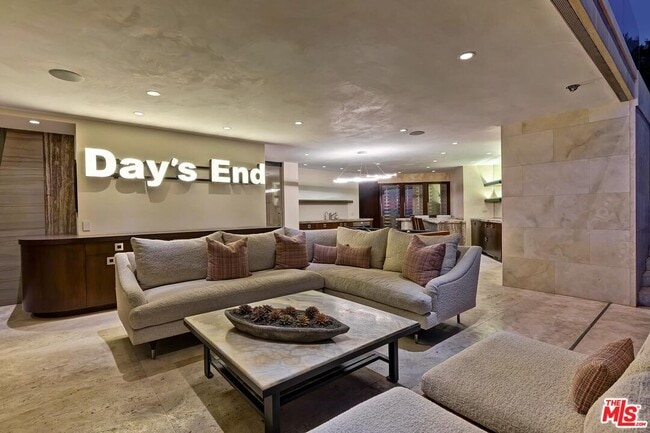 Building Photo - 88 Emerald Bay