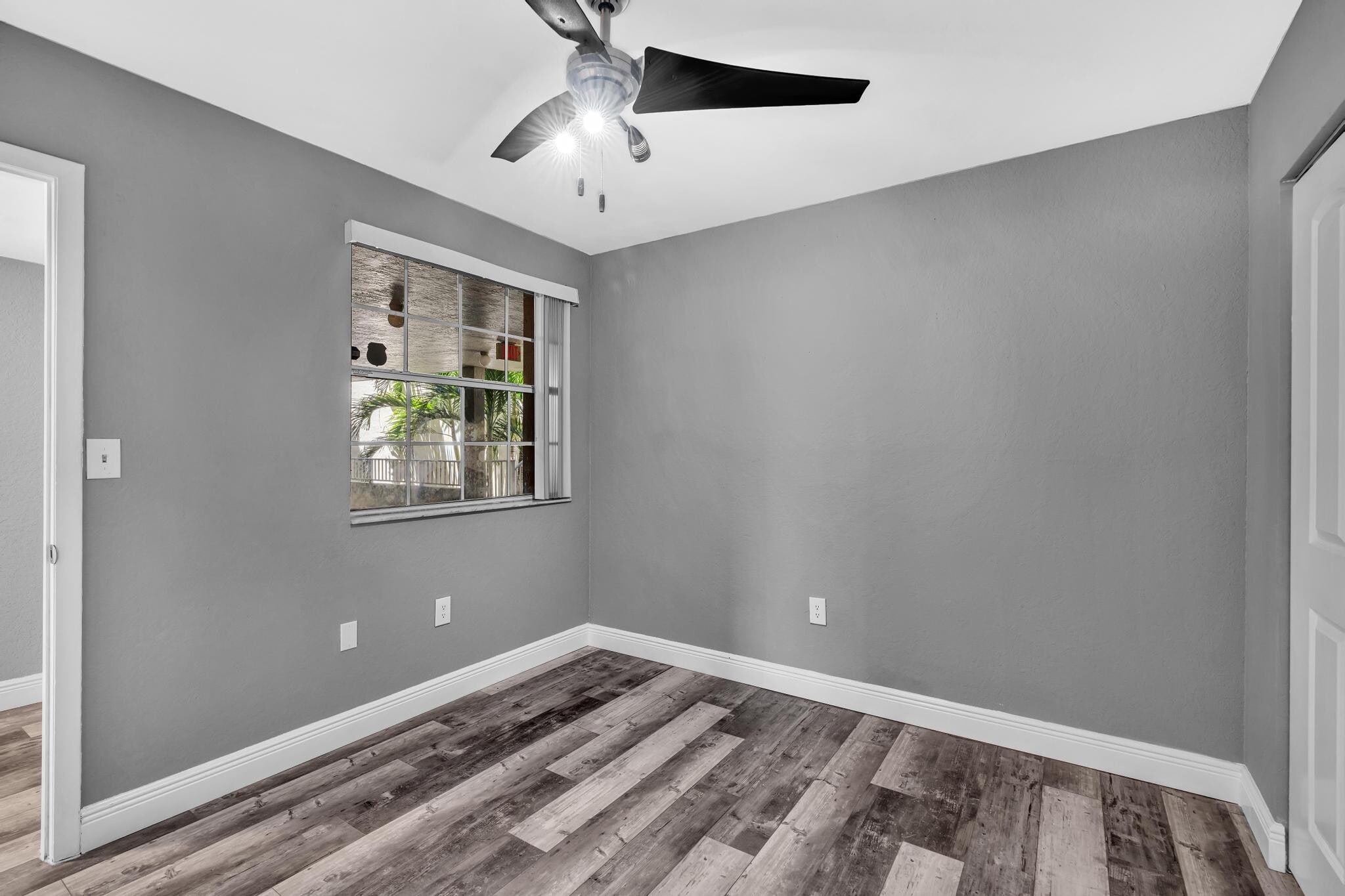 Building Photo - 2850 N Oakland Forest Dr