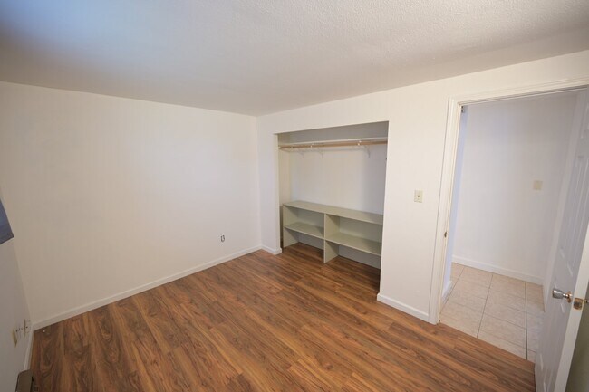 Building Photo - 2 bed 1.2 bath in Sequim