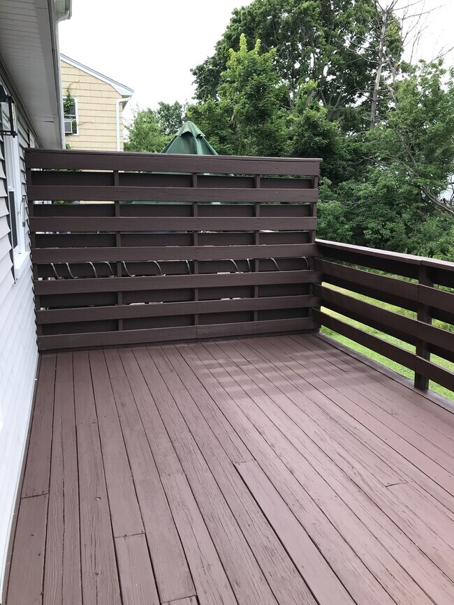 Building Photo - 626-628 Summer St.